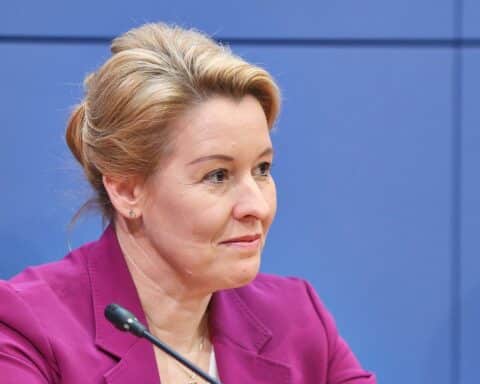 Franziska Giffey eröffnet Berliner Auslandsbüro in Bengaluru zur Unterstützung des Markteintritts indischer Unternehmen.