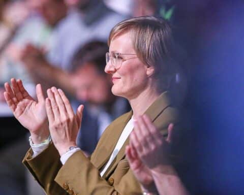Franziska Brantner und Belit Onay diskutieren neue Ansätze für den Liberalismus in Berlin.