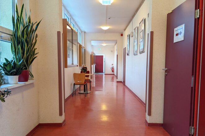 Halle stattet Schulen mit über 2.000 neuen Laptops und iPads aus