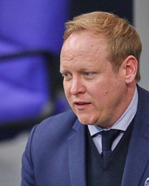 Tilman Kuban spricht über Deutschlands Unterstützung der USA und Kritik an Donald Trump.