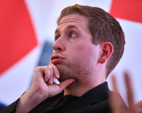 Kevin Kühnert spricht über die Chancen einer rot-rot-grünen Koalition und Außenpolitik.