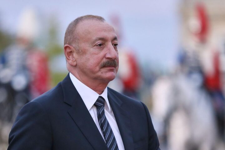 Telefongespräch zwischen Friedrich Merz und Ilham Alijew über Krieg und Frieden im Kaukasus.