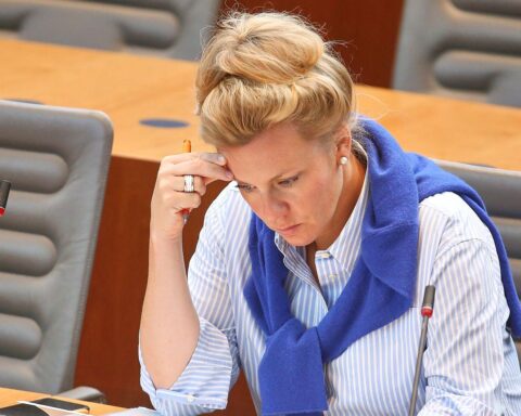 Wissenschaftsministerin Ina Brandes diskutiert Künstliche Intelligenz während USA-Reise zur Forschung und Innovation.