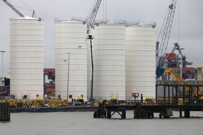 Ökonomen warnen vor wirtschaftlichen Folgen durch Iran-Krieg