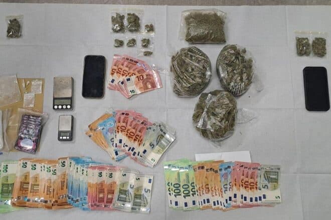 Polizei fasst mutmaßliche Drogendealer in Köln-Kalk und Mülheim