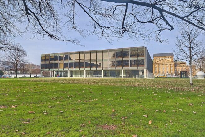 Polizeieinsätze zu Landtagswahl und Demonstrationen in Stuttgart verliefen weitgehend ruhig