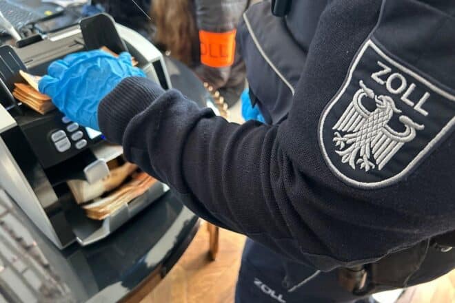 Razzia gegen Schwarzarbeit im Abrissgewerbe in Frankfurt
