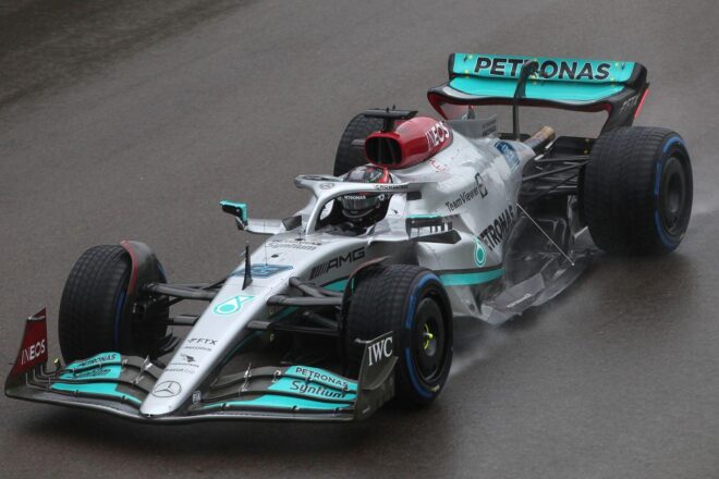 Russell sichert sich Poleposition für Saisonauftakt in Melbourne