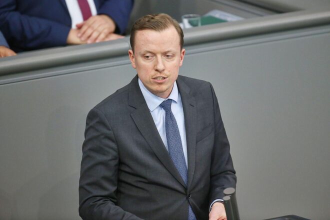 SPD-Politiker Ahmetovic kritisiert Kommunikation von Wadephul