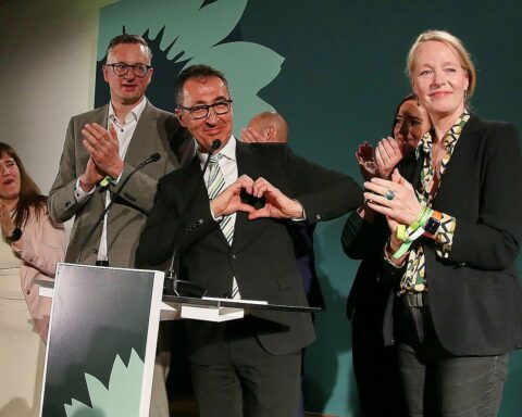 Cem Özdemir bei der Landtagswahl: Gratulation zur Aufholjagd und Bedeutung starker Persönlichkeiten.