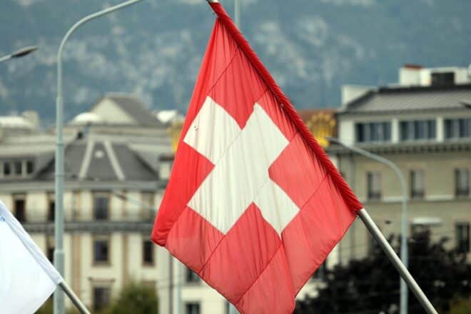 Seilbahngondel in der Schweiz abgestürzt – Ein Todesopfer