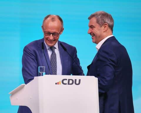 Friedrich Merz und Markus Söder im Gespräch für künftige Kanzlerkandidatur und Reformen.
