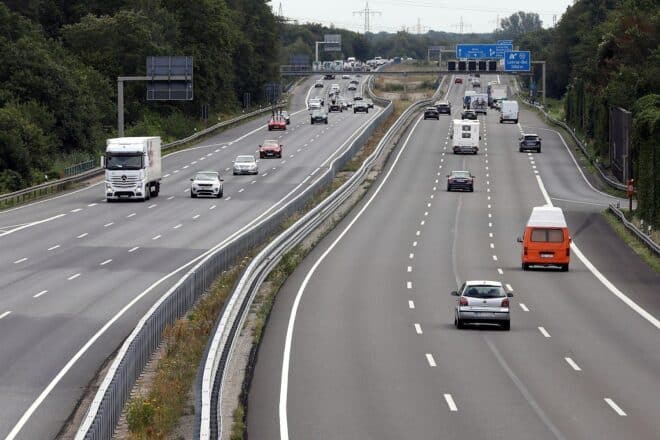 Unions-Arbeitnehmerflügel fordert "Paket für berufliche Mobilität"