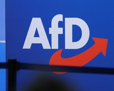 AfD-Logo mit Hinweisen zu rechtsextremistischer Gruppierung in Nordrhein-Westfalen.