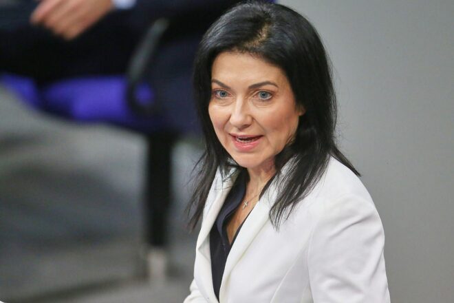 Wirtschaftsministerin will engere Kooperation mit Israel