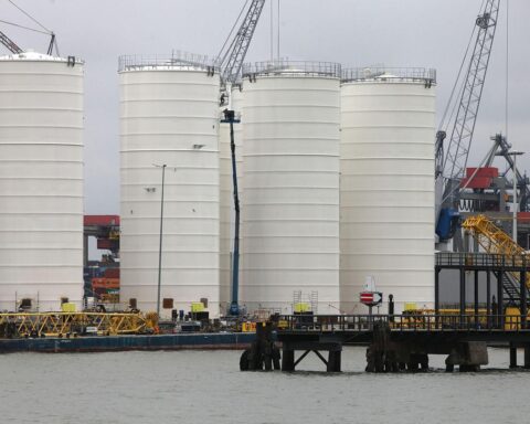 Öltanks als strategische Ressource zur Stabilisierung der Energiemärkte in Krisenzeiten.