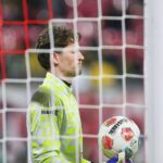 Borussia Dortmund feiert 4:0-Sieg gegen SC Freiburg – jubelnde Spieler und starke Leistung.