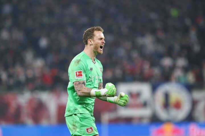 Kramaric verwandelt Elfmeter, Hoffenheim besiegt Dortmund 2:1 – entscheidendes Bundesliga-Spiel.