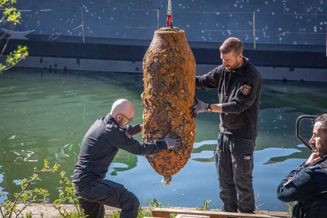 Amerikanische Fliegerbombe in Koblenz erfolgreich entschärft