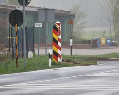 Grüne Politikerin betont Bedeutung der polnischen Sprache in Schulen der Grenzregion Guben.