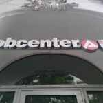 Jobcenter-Szene mit Verletzten nach Streit, der Einsatz von Sicherheitsdienst vor Ort.