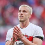 VfB Stuttgart und Werder Bremen kämpfen um Punkte, unentschieden 1:1 im Bundesliga-Spiel.