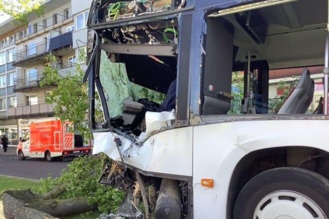 Busunfall in Gelsenkirchen mit mehreren Verletzten