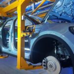 Deutsche Elektroautos in China: Absatzrückgang, neue Modelle auf Automesse, Marktanteil sinkt drastisch.