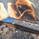 Brand an Sporthalle Hundsmühlen: Fehlalarm, Fassade leicht beschädigt, Feuerwehr erhielt Entwarnung.