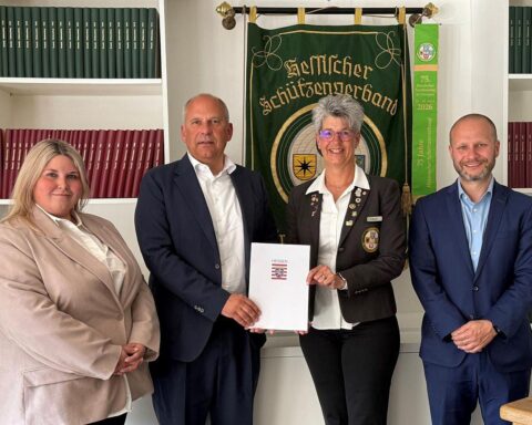 Personen mit Förderbescheid, Fokus auf Demokratie und Extremismusprävention im Schützenverband.