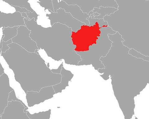 Hunderte Afghanen kämpfen juristisch um ihre Aufnahmezusagen in Deutschland, Unterstützung wird entzogen.
