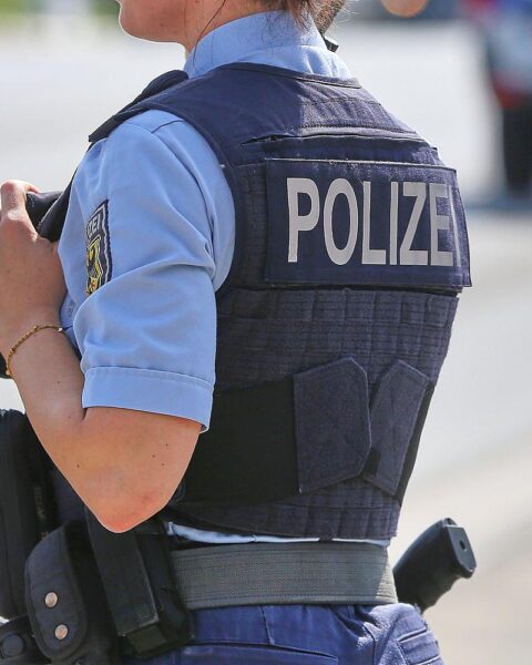 Festnahme einer Litauerin in Emden wegen internationalem Haftbefehl für Menschenhandel.