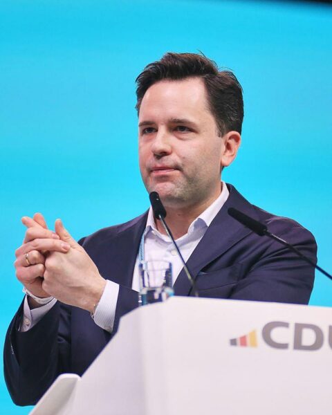 Johannes Winkel spricht über Gesundheitskosten und Bürgergeld in Berlin, kritisiert derzeitige Finanzierungsmodelle.