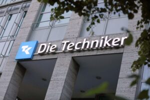 Krankenkassen sehen Spielraum für Beitragssenkungen Gesundheitsreform: Krankenkassenversicherung, Beitragssenkungen, politische Maßnahmen, Jens Baas, Andreas Storm, Finanzierung.