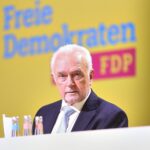 Wolfgang Kubicki spricht über AfD-Abstimmungen und die Zukunft der FDP im Podcast.