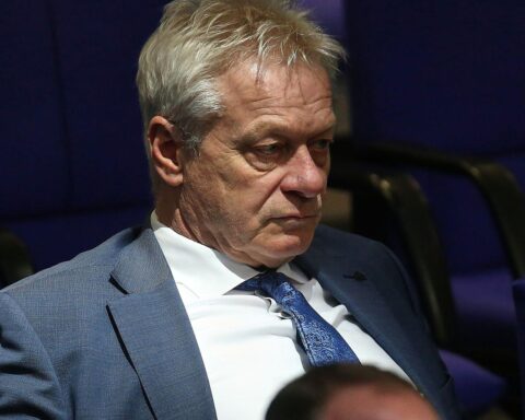 Alois Rainer kritisiert Zuckersteuer, diskutiert Kompromisse und Gesundheitsfinanzierung in Berlin.