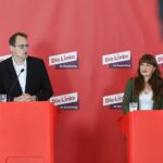 Sören Pellmann und Heidi Reichinnek protestieren gegen Diätenerhöhung für Bundestagsabgeordnete in Berlin.