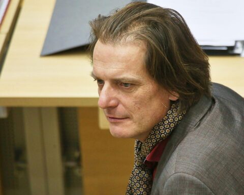 Stefan Gebhardt mit Kulturschaffenden, Protest gegen AfD-Pläne zur Kulturpolitik in Sachsen-Anhalt.