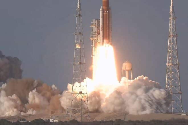 Mondmission "Artemis 2" erfolgreich gestartet