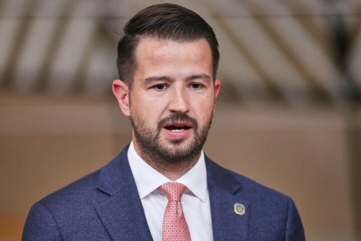 Jakov Milatovic spricht über die EU-Zukunft an der Humboldt-Universität in Berlin.