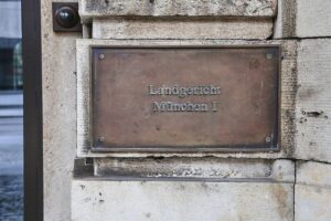 München: Landgericht, psychische Erkrankung, Haftfrage, Messerangriff, Angeklagter wird ins Krankenhaus eingewiesen.