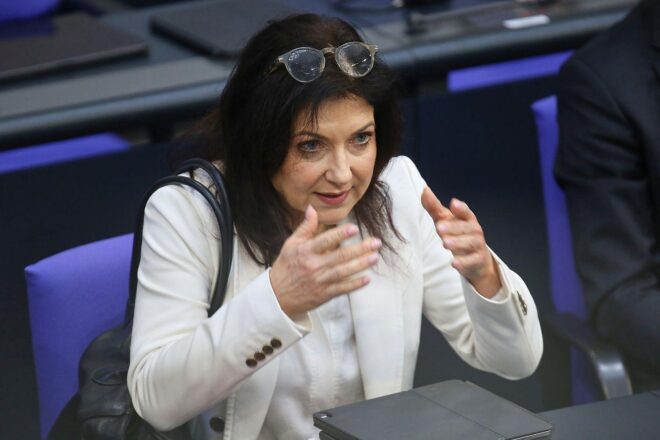 Reiche will "Top-Management-Beratung" aus Ministerium auslagern