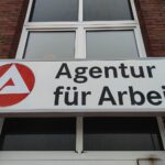 Digitalisierte Antragsannahme für ausländische Berufsabschlüsse zur Fachkräftegewinnung in Sachsen.