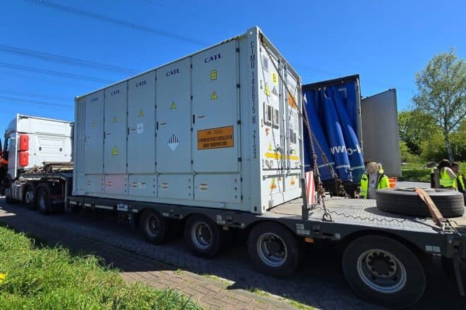 Schwertransporte ohne Genehmigung auf A2 gestoppt – Fahrer ignorieren polizeiliche Weisung