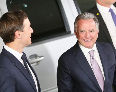 Jared Kushner und Steve Witkoff absagen Pakistan-Reise zur Verhandlung über Waffenstillstand.