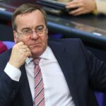 Ein Bild von Boris Pistorius bei der Präsentation von Reformplänen zur Bundeswehr.