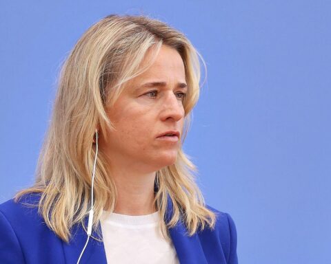 Verena Bentele fordert staatliche Hilfen für Bedürftige in Zeiten steigender Lebenshaltungskosten.
