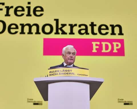 Wolfgang Kubicki kandidiert als FDP-Vorsitzender, strebt Erneuerung und Selbstbewusstsein für die Partei an.