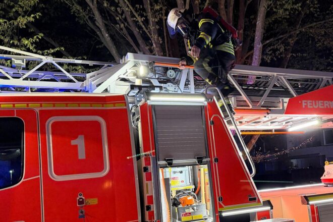 Zimmerbrand in Bonner Mehrfamilienhaus – Wohnung unbewohnbar