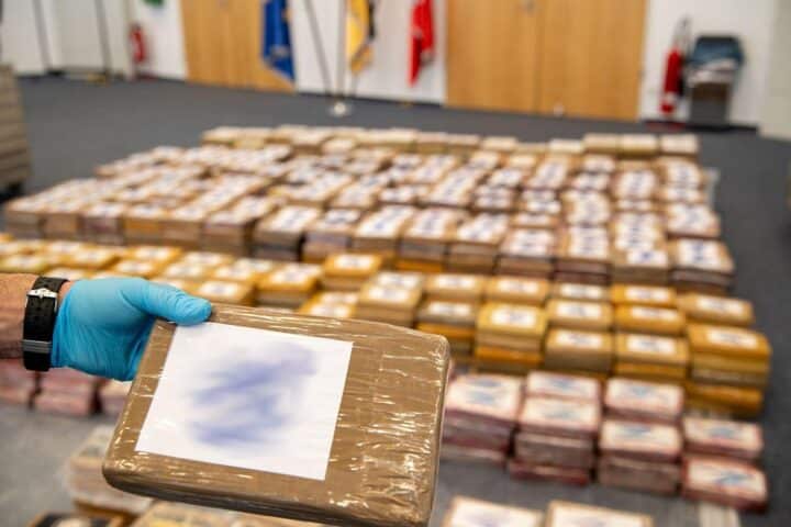 Kokainfund im Hamburger Hafen: 1,6 Tonnen im Bananencontainer beschlagnahmt.